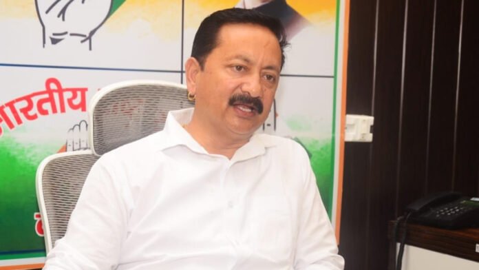 प्रधानमंत्री मोदी पूरी तरह से अपना मानसिक संतुलन खो चुके हैं : करन माहरा प्रधानमंत्री मोदी पूरी तरह से अपना मानसिक संतुलन खो चुके हैं : करन माहरा