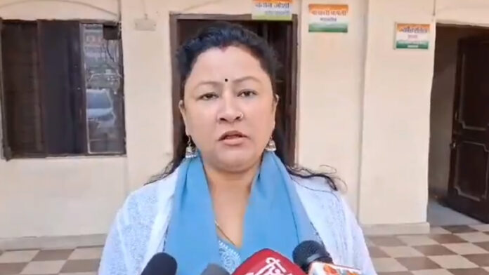 जनता को इन्वेस्टर समिट का ब्यौरा दें सरकार : दसौनी जनता को इन्वेस्टर समिट का ब्यौरा दें सरकार : दसौनी