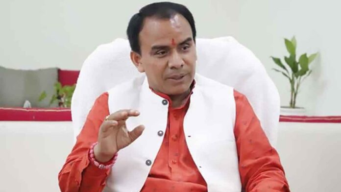 सूबे में एनसीसी कैडेट्स का धुलाई भत्ता हुआ चार गुना : डॉ. धन सिंह रावत