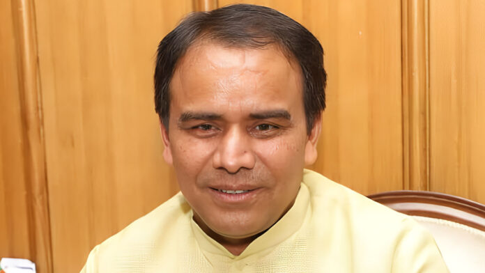 मेडिकल कॉलेजों में सुपर स्पेशलिस्ट संविदा चिकित्सकों का बढ़ा वेतन मेडिकल कॉलेजों में सुपर स्पेशलिस्ट संविदा चिकित्सकों का बढ़ा वेतन