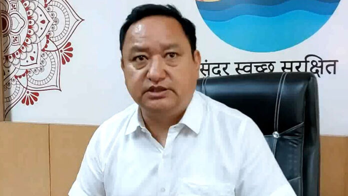 पहाड़ी वास्तुकला में चमकेंगे तीर्थस्थल : धीरज गर्ब्याल