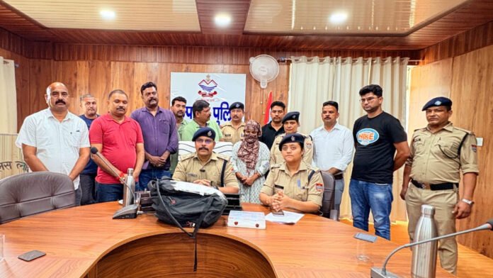 10 करोड़ की एमडीएमए ड्रग्स के साथ महिला गिरफ्तार