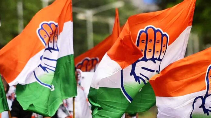 कांग्रेस ने तीन नेताओं को दिखाया बाहर का रास्ता कांग्रेस ने तीन नेताओं को दिखाया बाहर का रास्ता