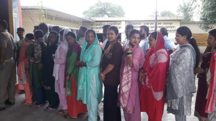 पंचायत चुनाव , दूसरे चरण के मतदान में दिखा उत्साह