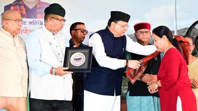 मातृभूमि के लिए प्राण न्योछावर करने वाले वीर जवानों को देश हमेशा याद रखेगा : मुख्यमंत्री