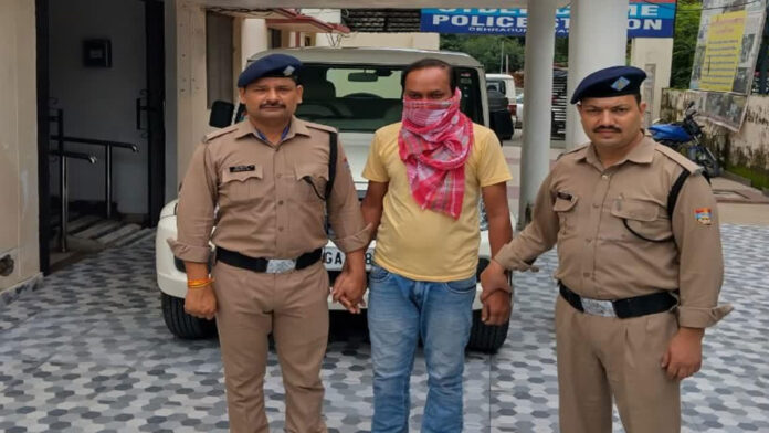 साइबर धोखाधड़ी करने वाले गिरोह का मास्टरमाइंड गिरफ्तार