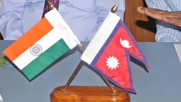 नेपाल का निवासी भारत में चुनाव लड़ सकता है?