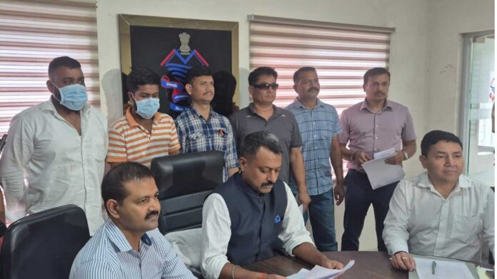 करोड़ों की संपत्ति कब्जा करने वाले प्रवीण गैंग के 2 कुख्यात गिरफ्तार