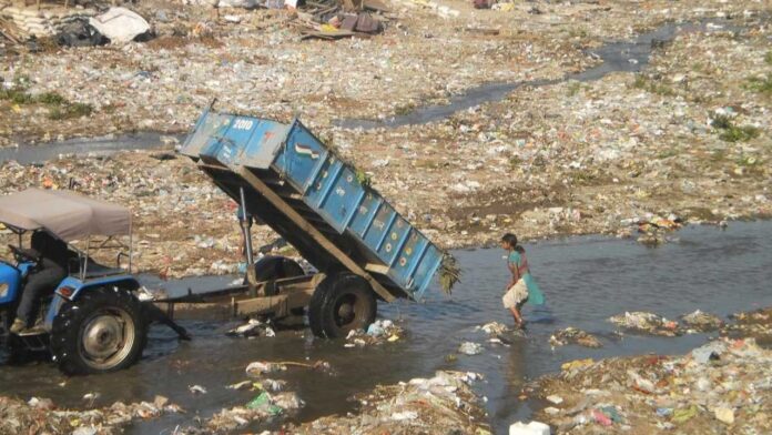 ठोस कचरा प्रबंधन : निपटान से आगे एक दृष्टिकोण ठोस कचरा प्रबंधन : निपटान से आगे एक दृष्टिकोण