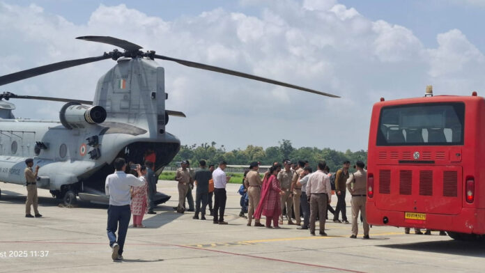 धराली-हर्षिल क्षेत्र में राहत एवं बचाव कार्य युद्धस्तर पर जारी धराली-हर्षिल क्षेत्र में राहत एवं बचाव कार्य युद्धस्तर पर जारी