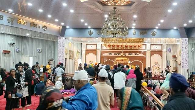 आपदा के बावजूद श्री हेमकुंट साहिब में दर्शन के लिए बड़ी संख्या में पहुंच रहे श्रद्धालु