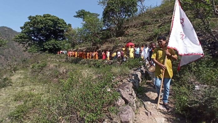 लमथरया पहाड़ियों की भावनाएं