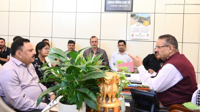 पेयजल से संबंधित सभी विकास कार्यों को शीघ्र पूर्ण किया जाए : गणेश जोशी