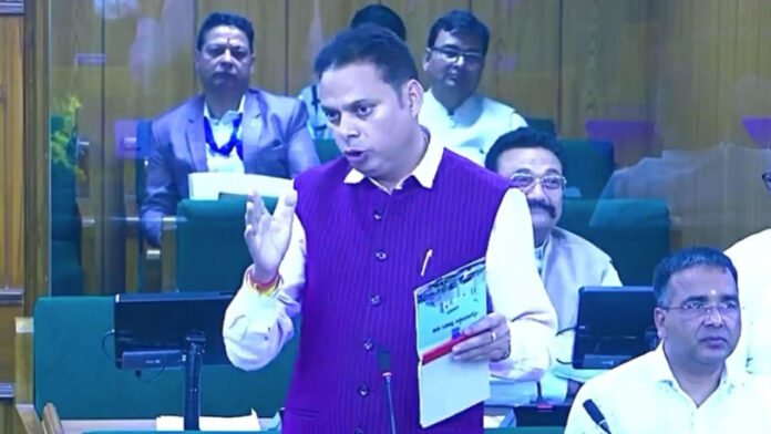 सदन में विपक्ष ने भ्रष्टाचार को मुद्दा बनाया सदन में विपक्ष ने भ्रष्टाचार को मुद्दा बनाया