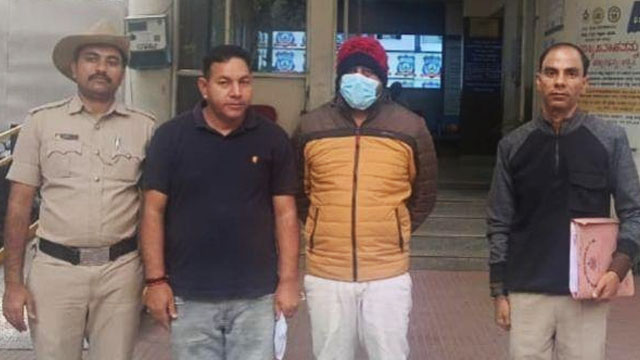 लाखों की धोखाधड़ी मामले में एक ठग गिरफ्तार लाखों की धोखाधड़ी मामले में एक ठग गिरफ्तार