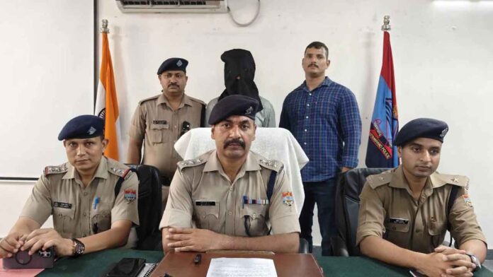 घर पर ताबड़तोड़ फायरिंग, बाल-बाल बचा परिवार