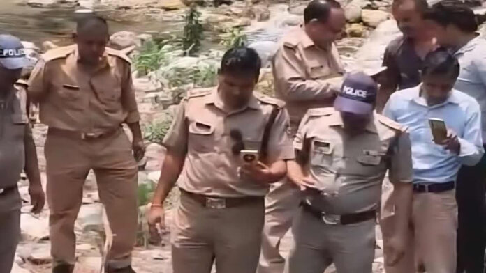 नदी में तैरता मिला लापता व्यक्ति का शव, हत्या की आशंका