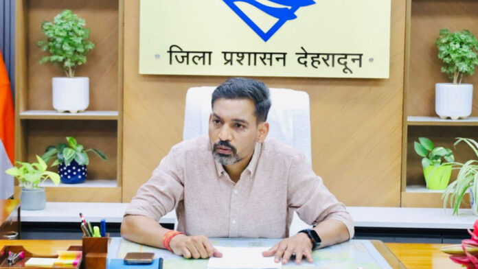 मानसून से पहले सभी प्राथमिकता वाले कार्य 7 जून तक पूर्ण करें : डीएम