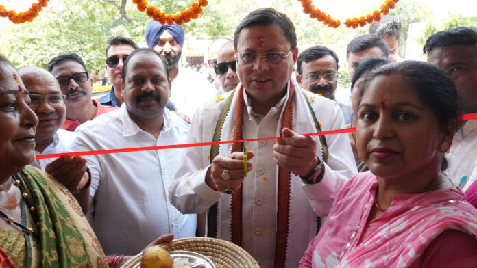 मुख्यमंत्री ने आधुनिक “दीदी की लाइब्रेरी” का लोकार्पण किया मुख्यमंत्री ने आधुनिक “दीदी की लाइब्रेरी” का लोकार्पण किया