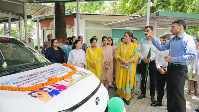 डीडीआरसी व नारी निकेतन को मिली निशुल्क ईवी सेवा