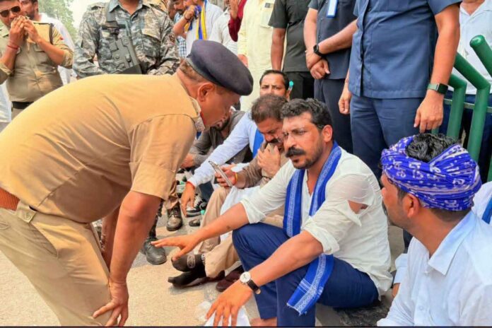 केतन हत्याकांड में टिहरी जा रहे सांसद चंद्रशेखर और विधायक उमेश को पुलिस ने रोका