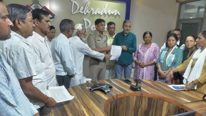 साम्प्रदायिक घृणा फैलाने वालों पर कार्रवाई की मांग साम्प्रदायिक घृणा फैलाने वालों पर कार्रवाई की मांग