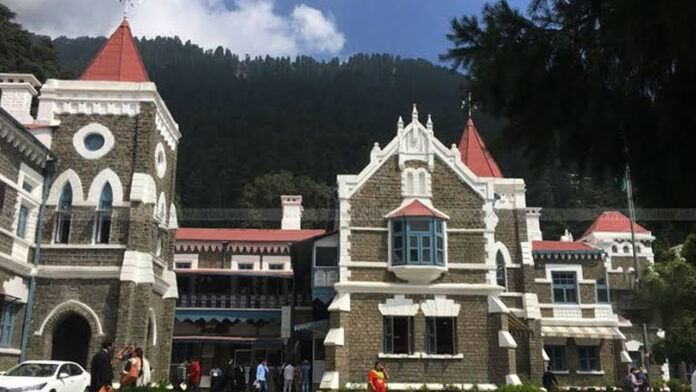 सरकारी भूमि पर अतिक्रमण मामले में हाईकोर्ट सख्त