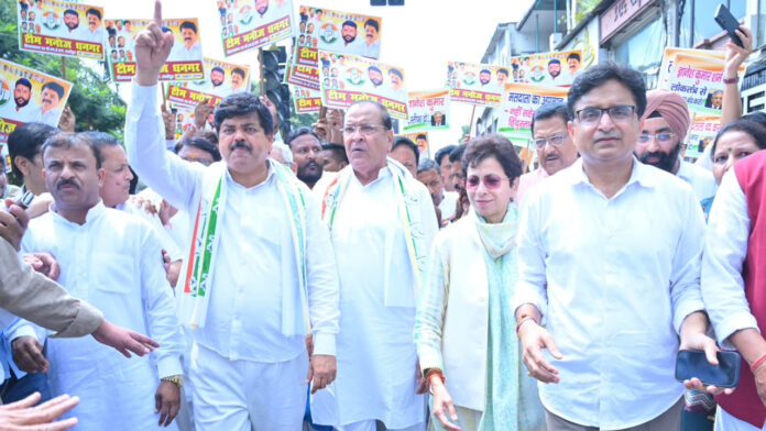 निर्वाचन आयोग के खिलाफ कांग्रेस का हल्लाबोल