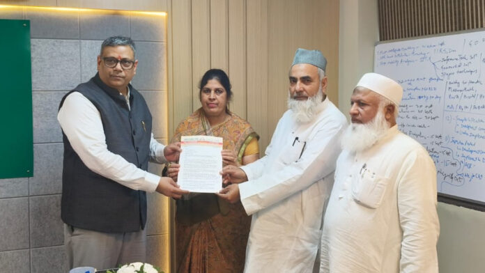 जमीअत ने उठाई मकतबों को लेकर स्थिति स्पष्ट करने की मांग जमीअत ने उठाई मकतबों को लेकर स्थिति स्पष्ट करने की मांग